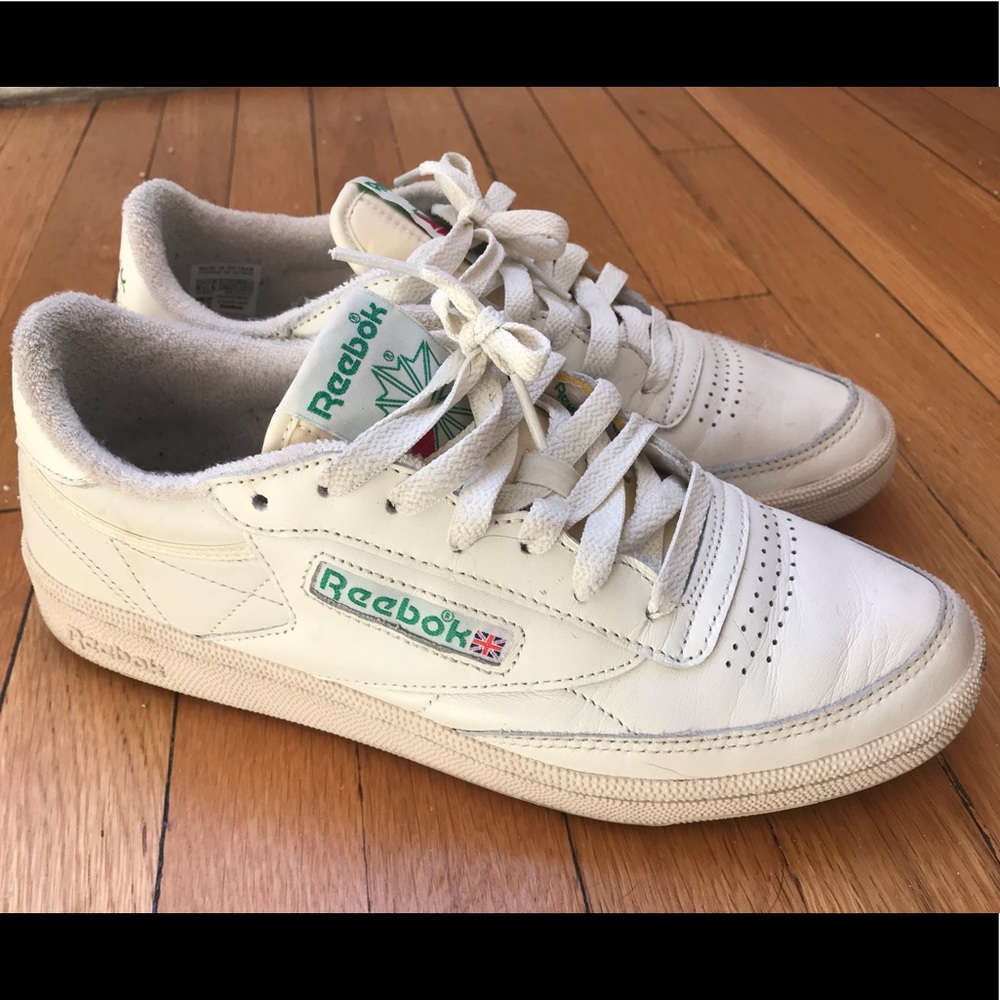 Reebok classic off white vintage sneakers 8.5